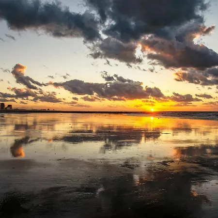 Stunning With Phenomenal Sea View Apartamento Middelkerke